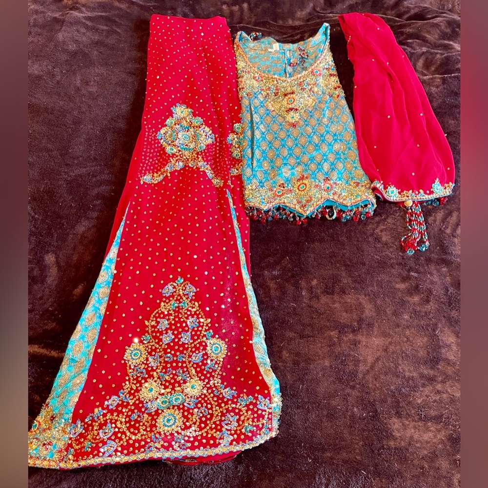 Pakistani/Indian Lengha Set